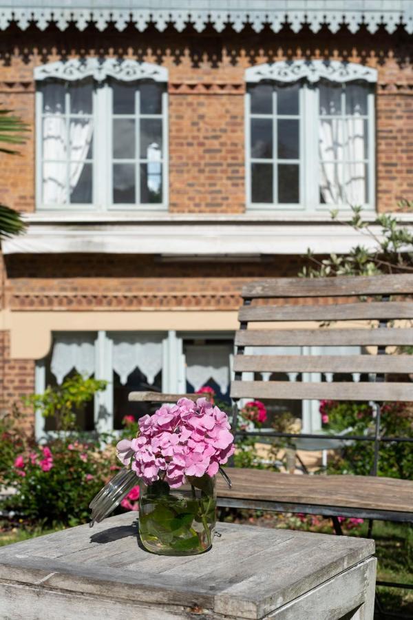 Jane'Laur - Honfleur Bed & Breakfast Exterior foto